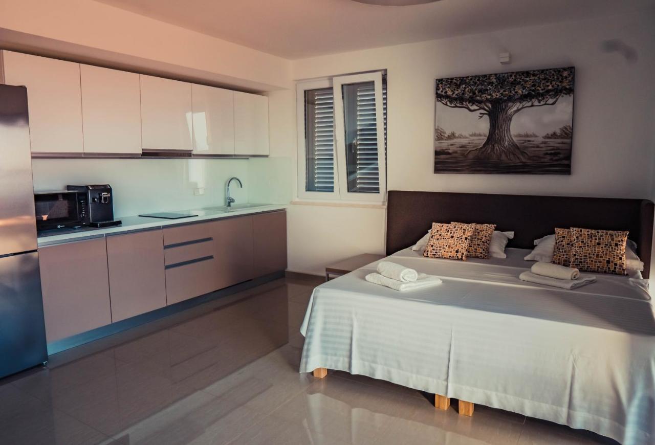 Luxury Apartments White Villa Violeta Mandre Εξωτερικό φωτογραφία
