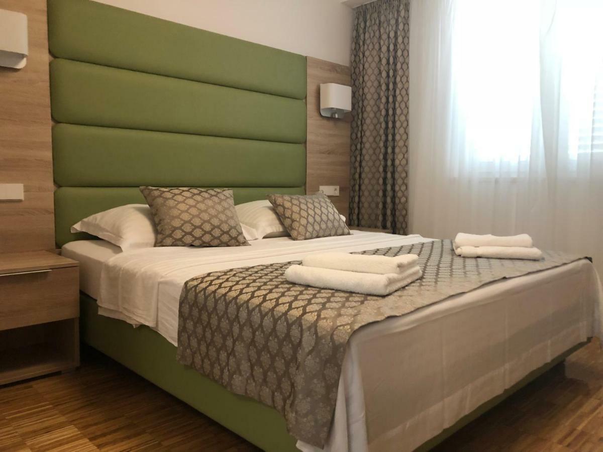 Luxury Apartments White Villa Violeta Mandre Εξωτερικό φωτογραφία